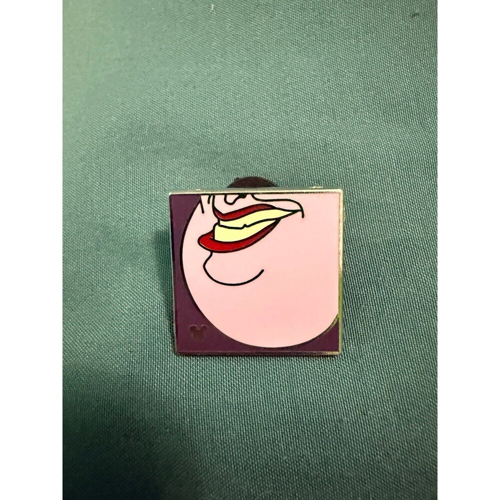Ursula's Smile Disney Pin Hidden Mickey "Smiling Disney Villains" collection